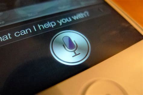 The 10 Weirdest Things Siri Says